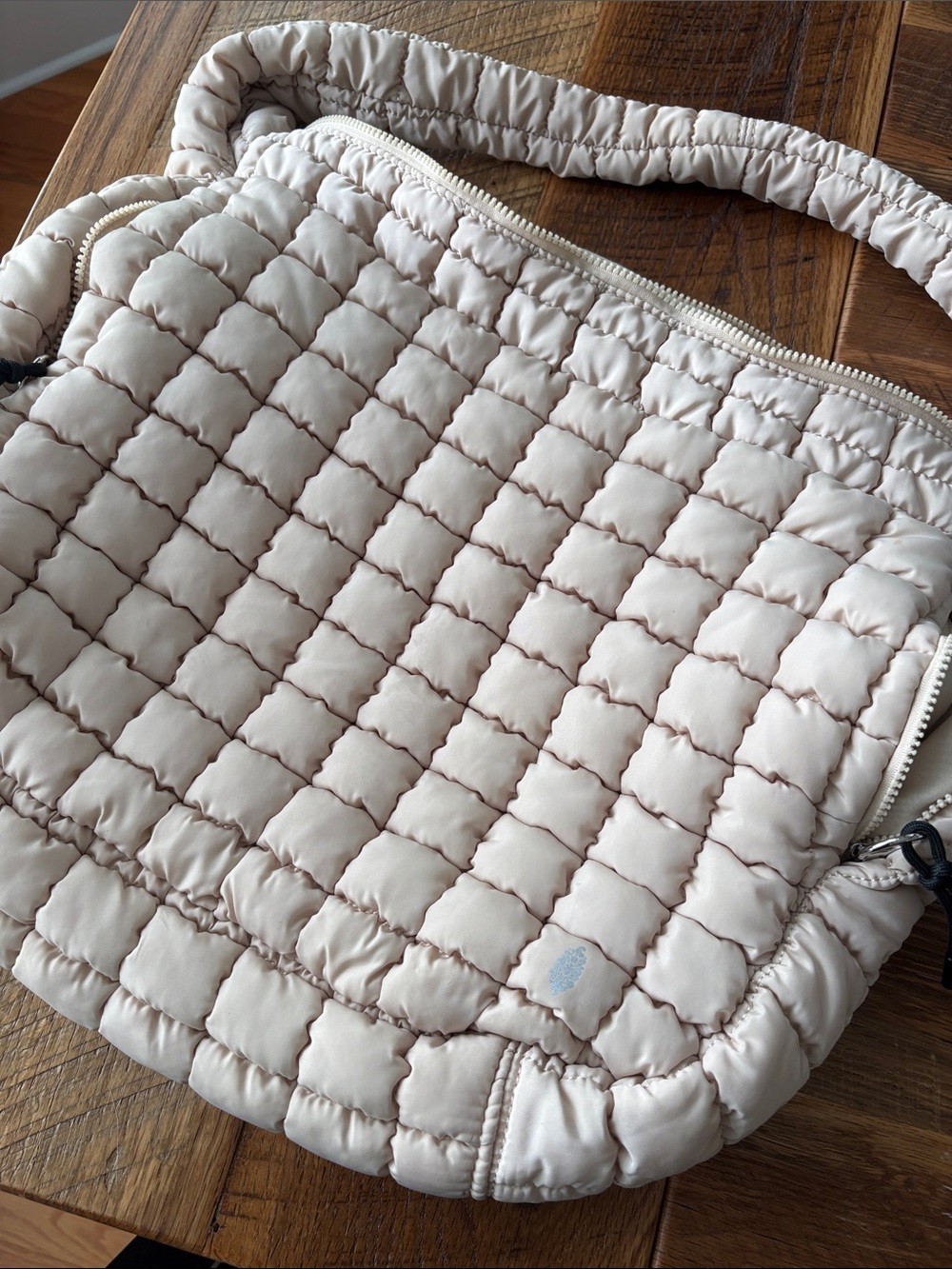 Free People Quilted Cream Shoulder Bag - Picture 3 of 4